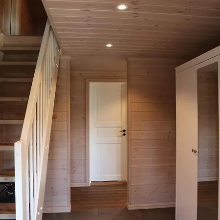 Semesterbostad 9 Person In Tvedestrand